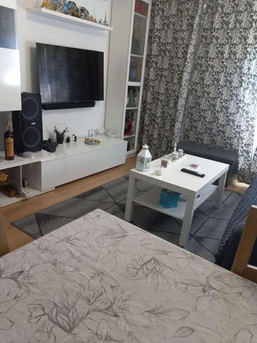 “Apartamento Moderno Y Acogedor มาดริด ภายนอก รูปภาพ