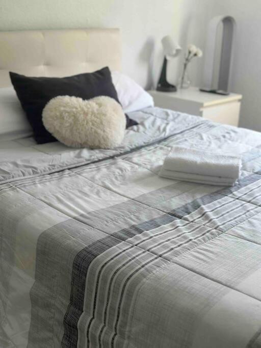 “Apartamento Moderno Y Acogedor มาดริด ภายนอก รูปภาพ